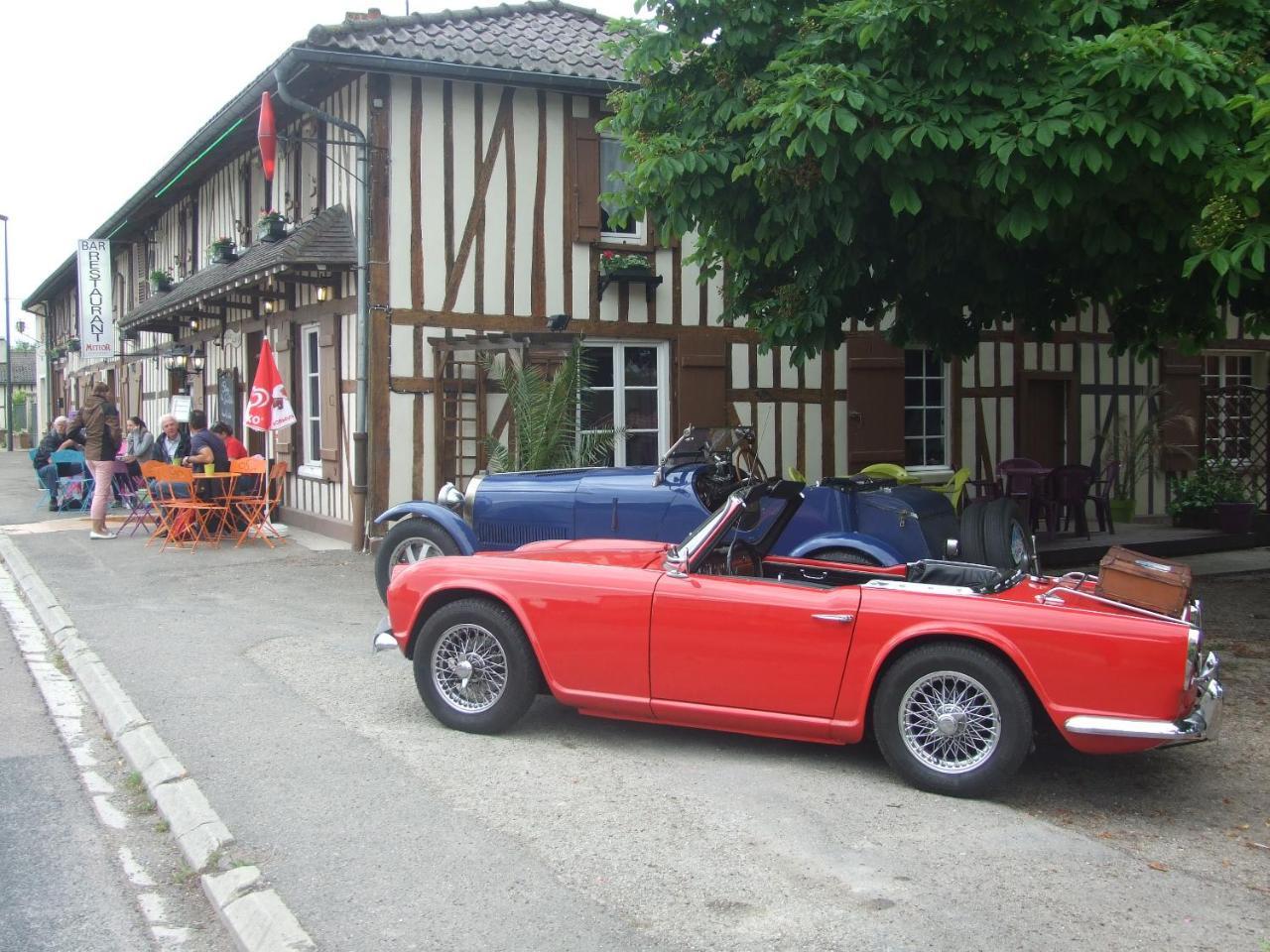 La Petite Auberge Chatelraould-Saint-Louvent Экстерьер фото