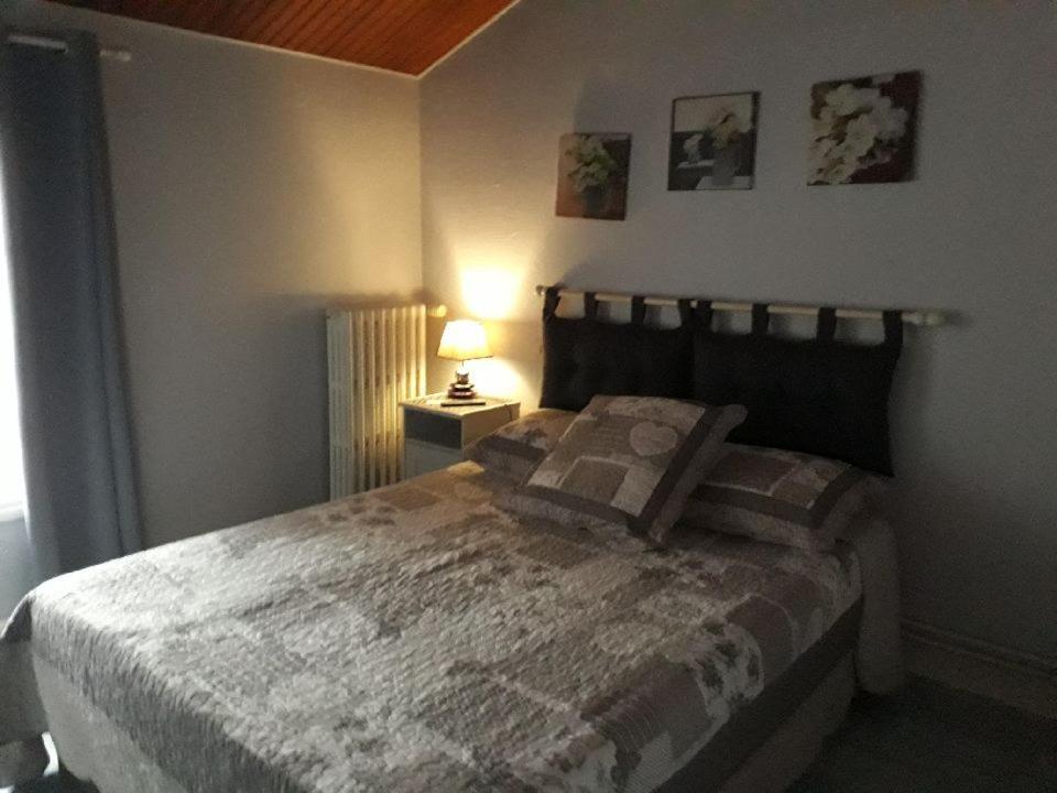 La Petite Auberge Chatelraould-Saint-Louvent Экстерьер фото